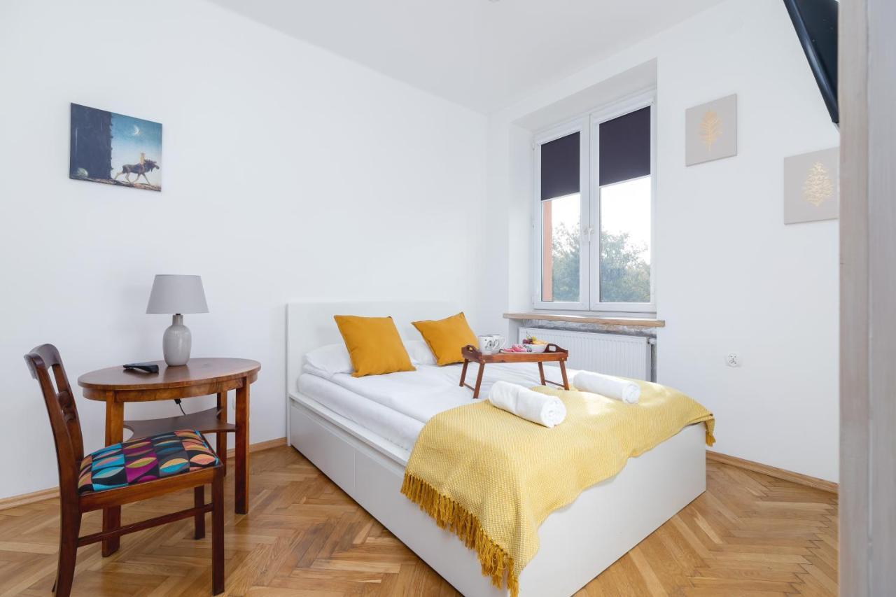 Old Town Apartments Basztowa By Renters Cracovie Extérieur photo