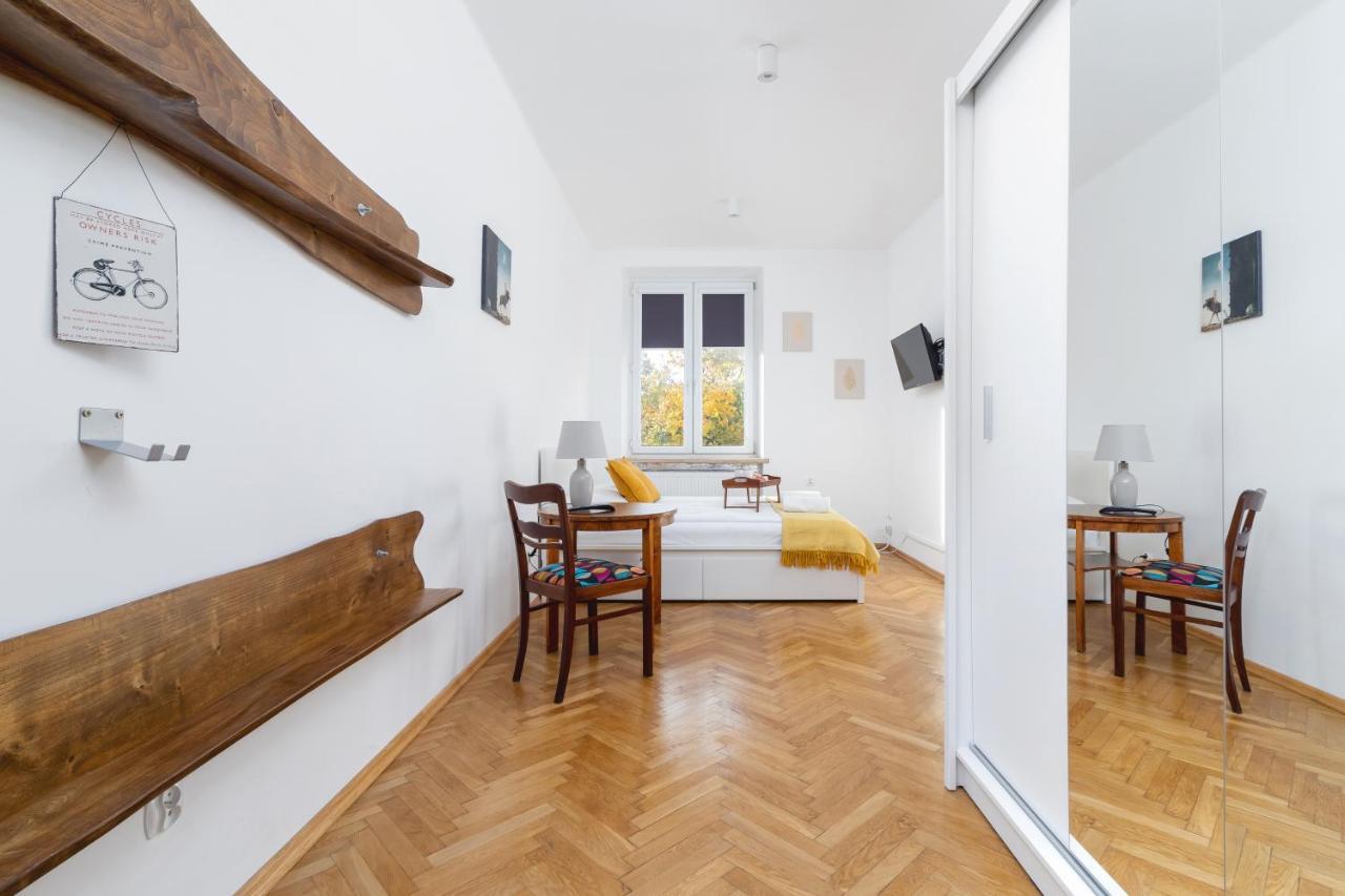 Old Town Apartments Basztowa By Renters Cracovie Extérieur photo